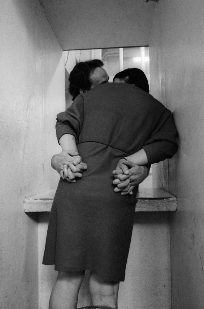 Jane Evelyn Atwood, Trop de Peines : Femmes en prison, Maison d'Arrêt de Femmes, France, 1991. Courtesy de l'artiste (c)Agence VU